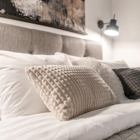 아파트 Tempus Te Aparts With Balcony 페르누