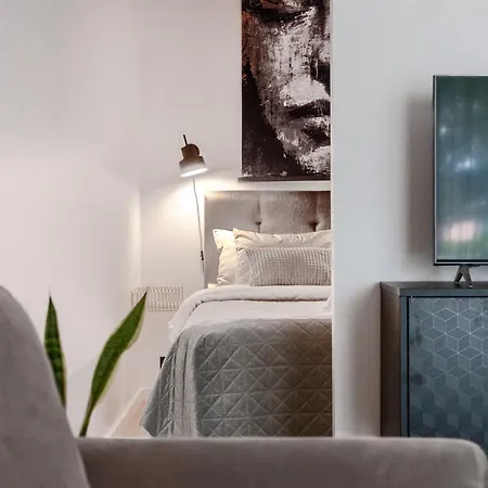 Apartamento Tempus Te Aparts With Balcony