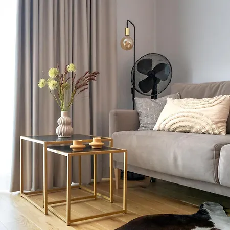 Tempus Te Aparts With Balcony *