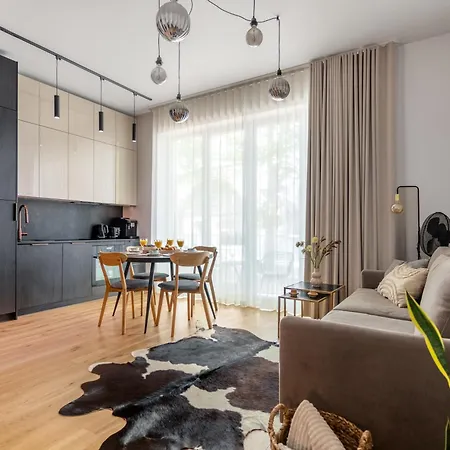 아파트 Tempus Te Aparts With Balcony