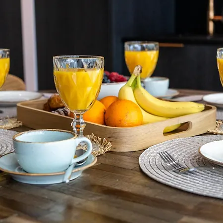 아파트 Tempus Te Aparts With Balcony *