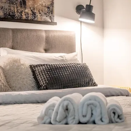 Apartamento Tempus Te Aparts With Balcony