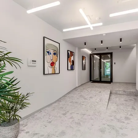 Apartamento Tempus Te Aparts With Balcony