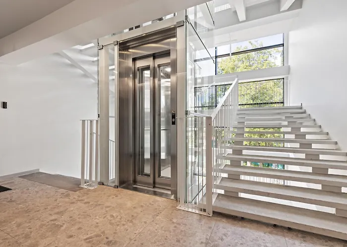 Tempus Te Aparts With Balcony